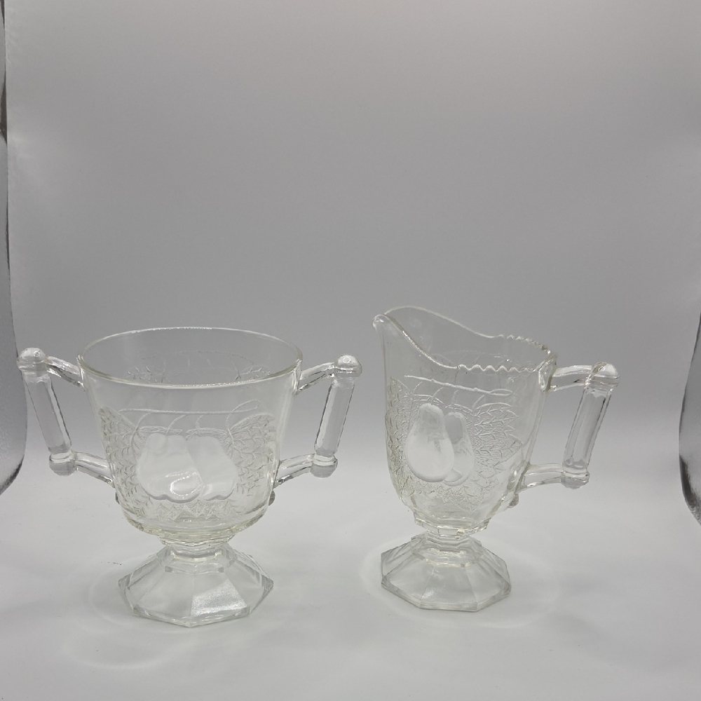 Jeannette Glass Sugar and Creamer Set Baltimore Pear Pattern. Vintage